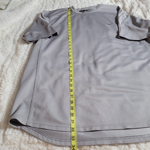 Men's Nike Jersey Size XXL Gray Short-sleeved  Pullover T-Shirt Dri-Fit - Picture 8 of 14